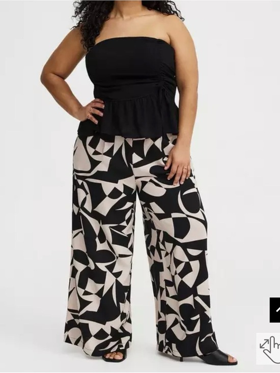 torrid Pants - NWT Torrid Black & Cream Abstract Wide-Leg Pants